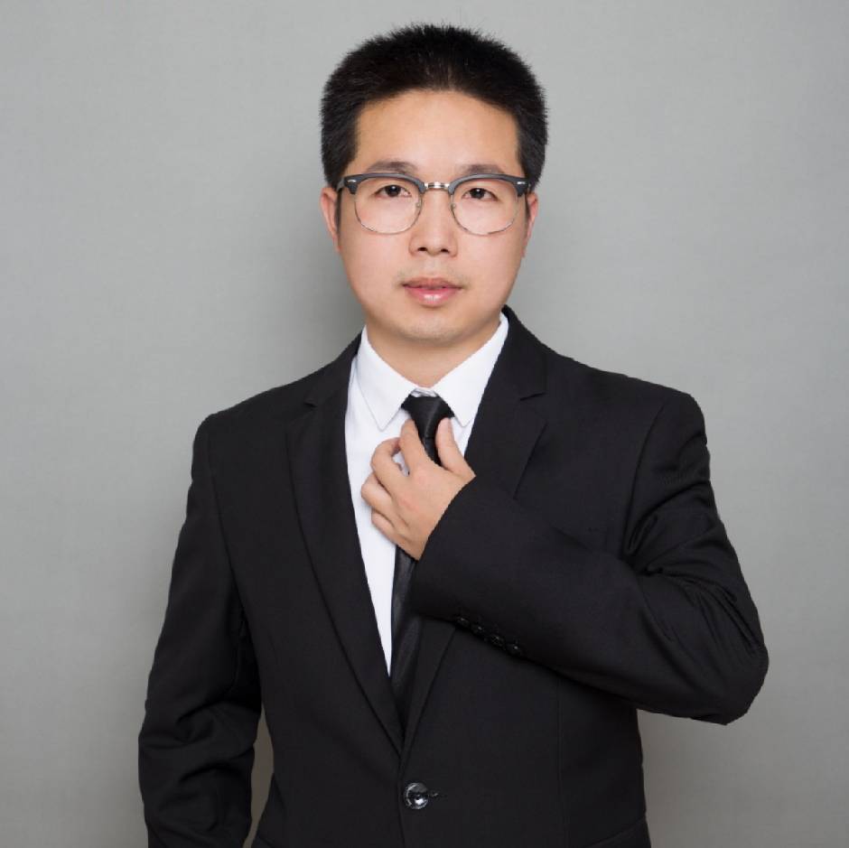 知了教育创始人曾老师职业形象照